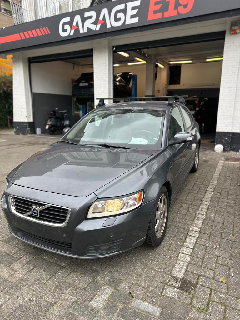 VOLVO S40/2008/138000KM, Autos, Volvo, Cuir, Argent ou Gris, Achat, Entreprise