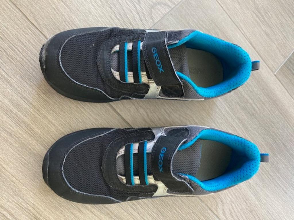 Chaussures GEOX robustes avec fermeture velcro, taille 34, Garçon, Enlèvement ou Envoi, Utilisé, Chaussures