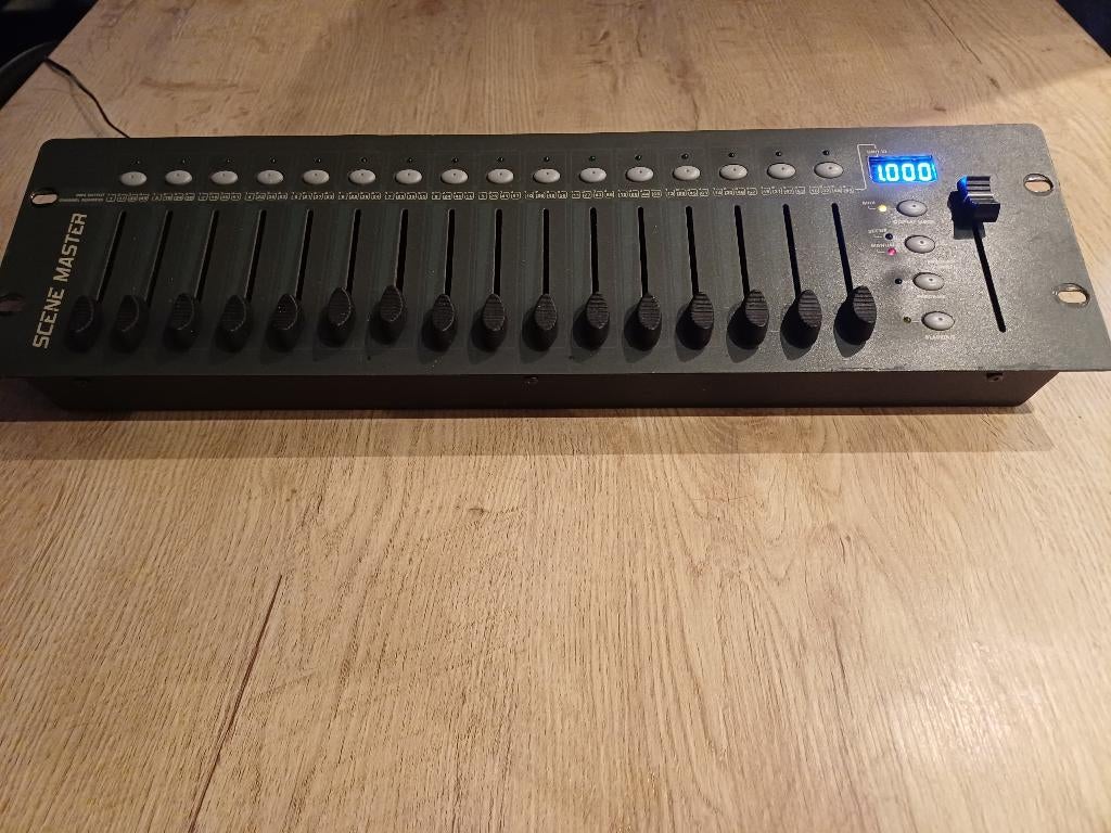 JBSystems SCENEMASTER SCM-1 dmx midi, Muziek en Instrumenten, Licht en Laser, Gebruikt, Licht, Ophalen