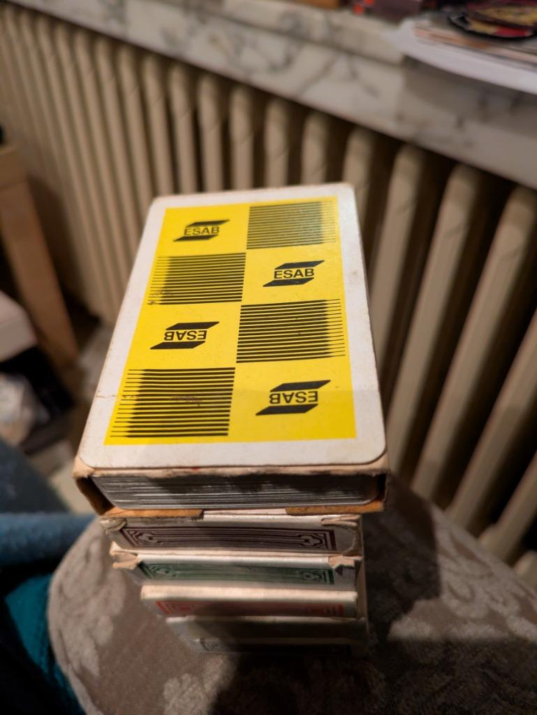 Esab, Enlèvement ou Envoi, Utilisé, Carte(s) à jouer