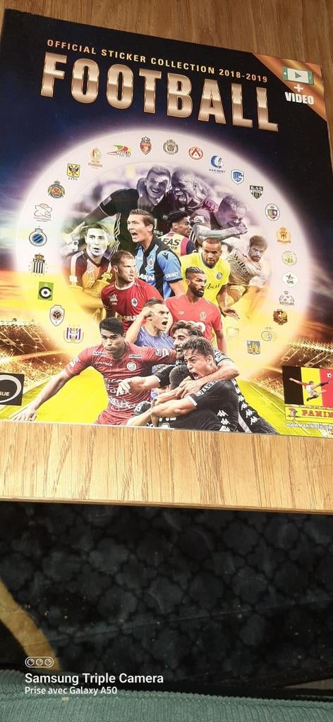 Panini Lees het album van Jonathan David 2018-2019, Nieuw