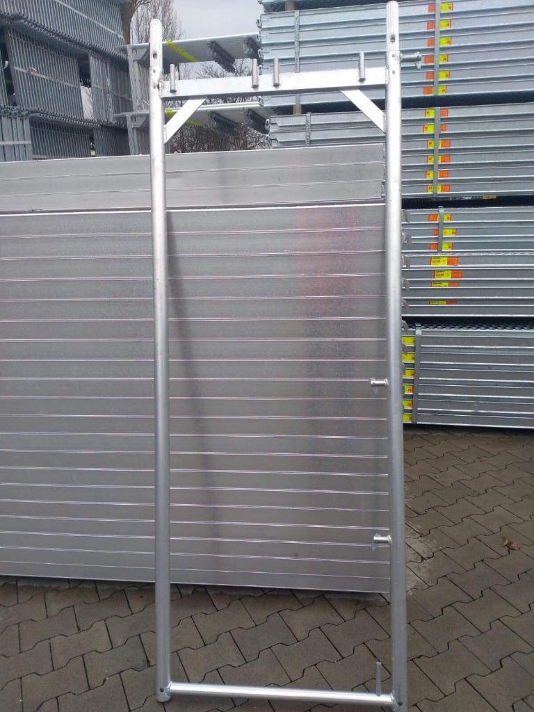 Échafaudage de façade en aluminium | 800 m² | Plettac, Envoi, Neuf, Échafaudage de façade, 5 mètres de hauteur ou plus