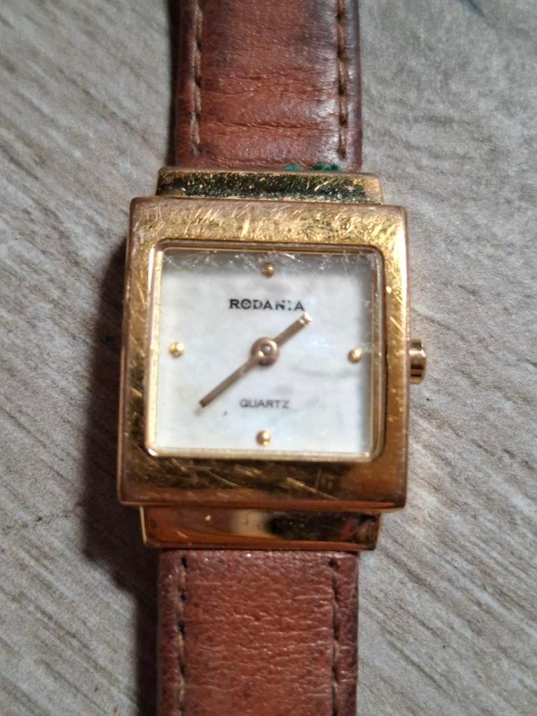 Montre vintage Rodania, Bijoux, Sacs & Beauté, Enlèvement ou Envoi, Cuir