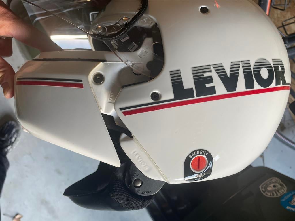 Levior function 1 old new stock 80’s motor helm, Motoren, Kleding | Motorhelmen, Ophalen, Nieuw met kaartje, M, Integraalhelm