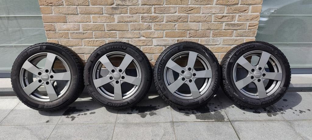 4 DEZENT VELGEN + 4 ZEER GOEDE MICHELIN PILOT ALPIN 6 WINTER, Ophalen, Winterbanden, Velg(en)