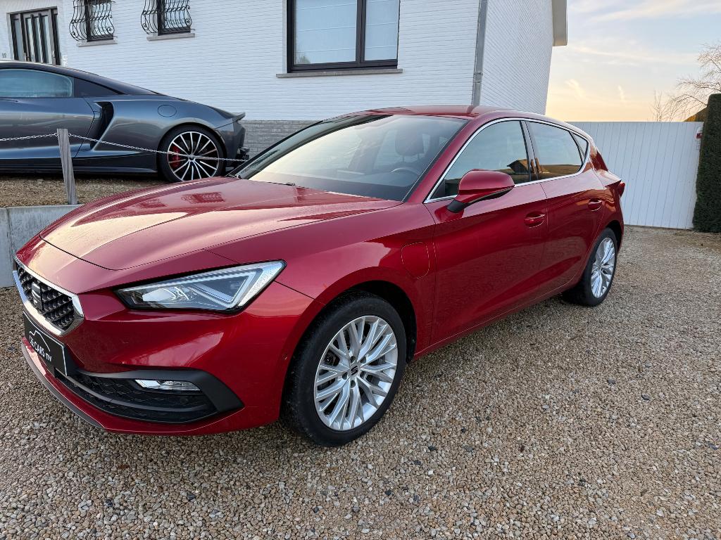 SEAT LEON 1.4 e hybride, Autos, Achat, Entreprise, Noir, Automatique