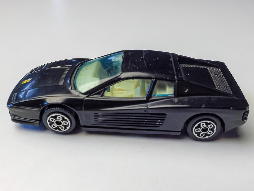Burago Ferrari Testa Rossa 1/43, Enlèvement ou Envoi, Utilisé, Voiture, Autres marques