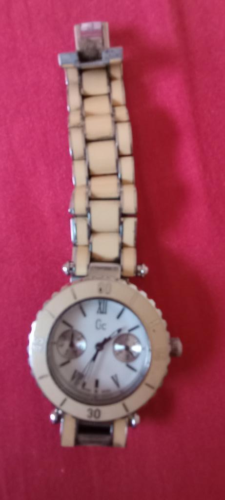 MONTRE DAME GUESS, Bijoux, Sacs & Beauté, Enlèvement ou Envoi, Guess, Utilisé, Autres matériaux