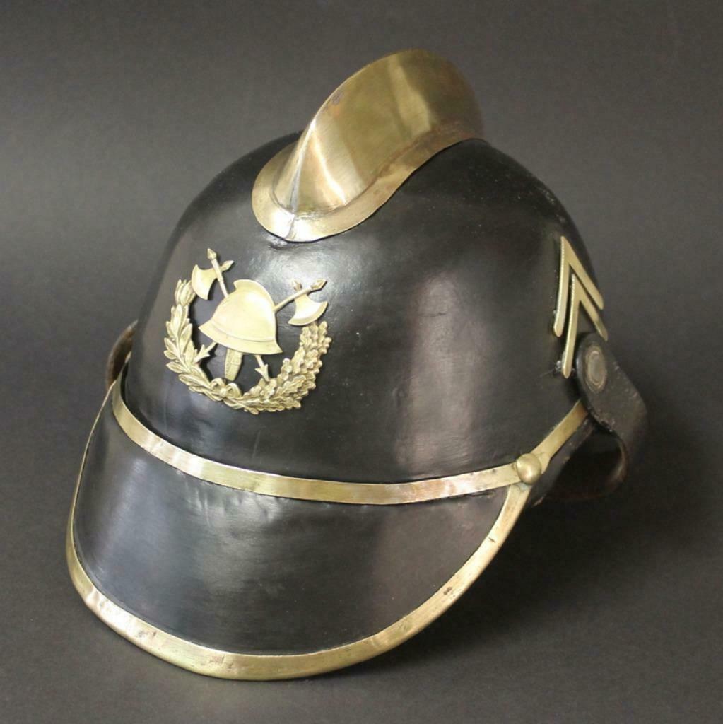 RECHERCHE : Casques des pompiers Belge., Enlèvement ou Envoi, Autres, Casque ou Béret