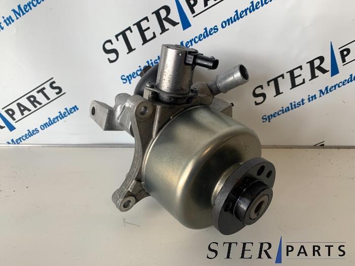 Stuurbekrachtiging Pomp van een Mercedes SL, Gebruikt, -, Ophalen of Verzenden, -