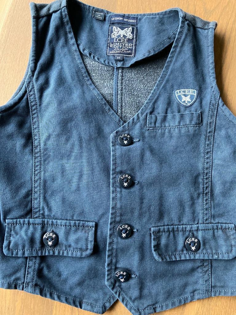 Nr 37: Blauw mouwloos vestje LCEE maat 128, Ophalen of Verzenden, Zo goed als nieuw, Jongen, Overige typen