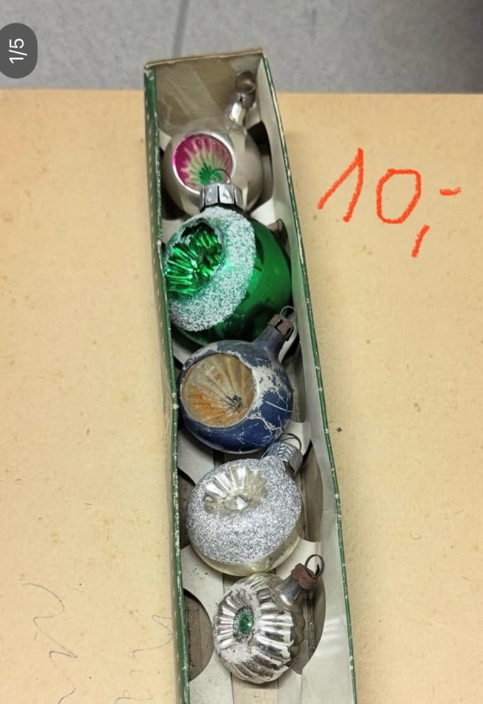 Boules de Noël anciennes, Enlèvement ou Envoi