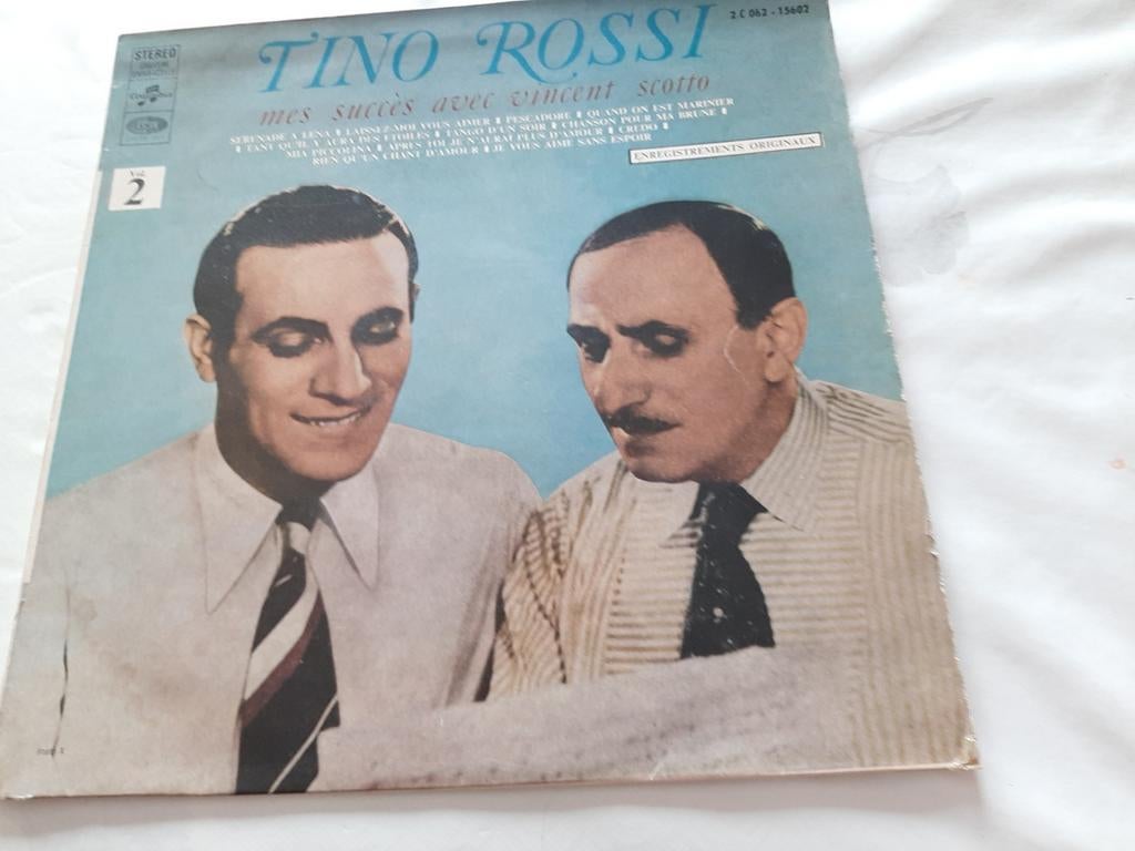 1 disque 33T et 1 disque 45T Tino Rossi, CD & DVD, Enlèvement ou Envoi, Comme neuf