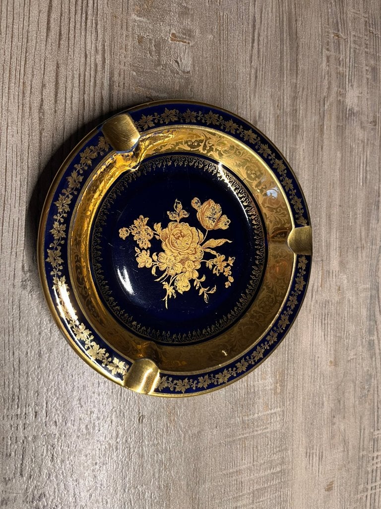 Cendrier élégant porcelaine de Limoges — Jammet-Designolles, Collections, Articles de fumeurs, Briquets & Boîtes d'allumettes