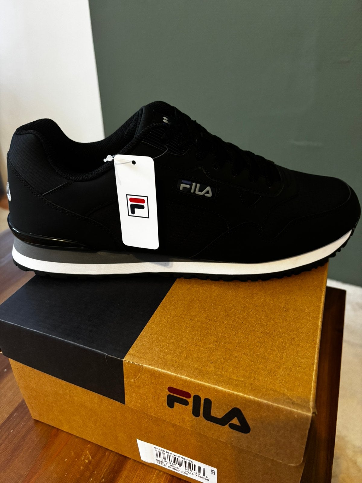 FILA Cress — Nieuwe herensneakers - P. 44, Zwart, Nieuw, Ophalen of Verzenden, Sneakers