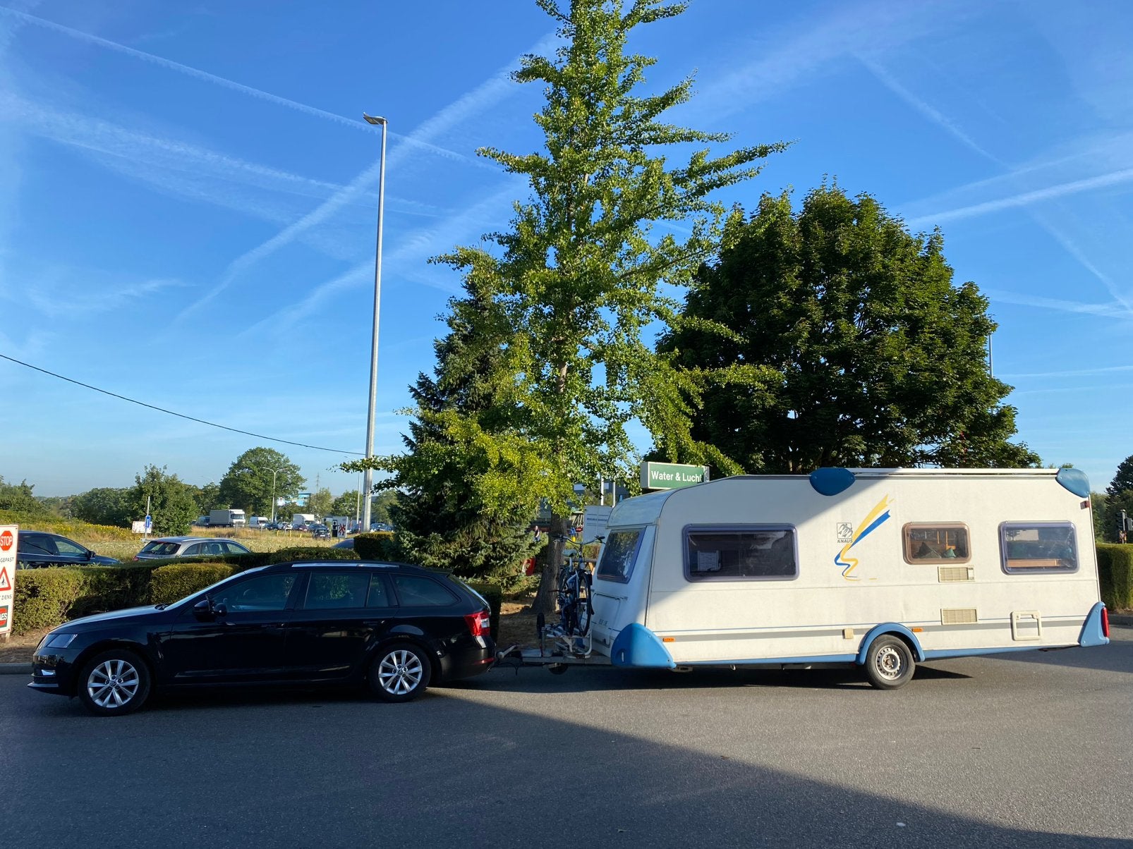 Knaus blue line 550, stapelbed, zonnepaneel met batterij, Stapelbed, Rondzit, Particulier, Knaus
