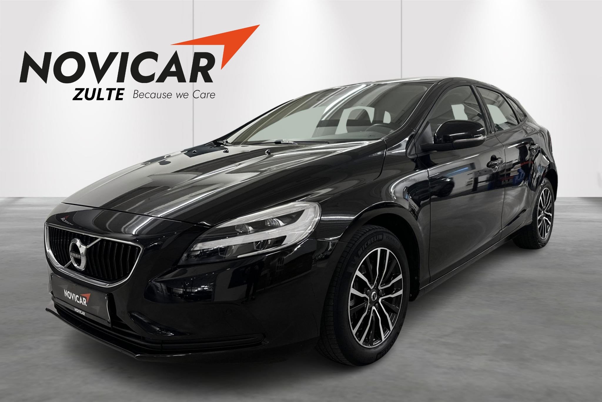 Volvo V40 D2 Geartronic Edition + AUTO + GPS + CRUISE, 118 g/km, Stof, Gebruikt, 4 cilinders