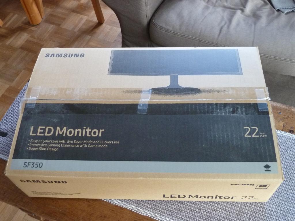 Moniteur 22 pouces, Computers en Software, Monitoren, Ophalen, Samsung, LED, Gebruikt