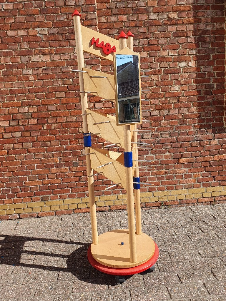 HABA winkeldisplay (draaiend en verrijdbaar), Ophalen, Gebruikt
