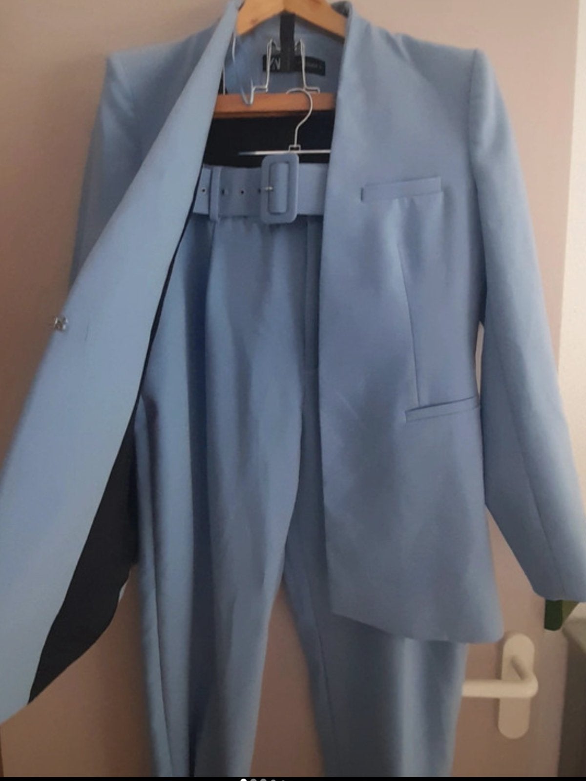 Veste et pantalon Zara super sympas de la marque Zara, Enlèvement ou Envoi, Comme neuf, Taille 42/44 (L), Bleu