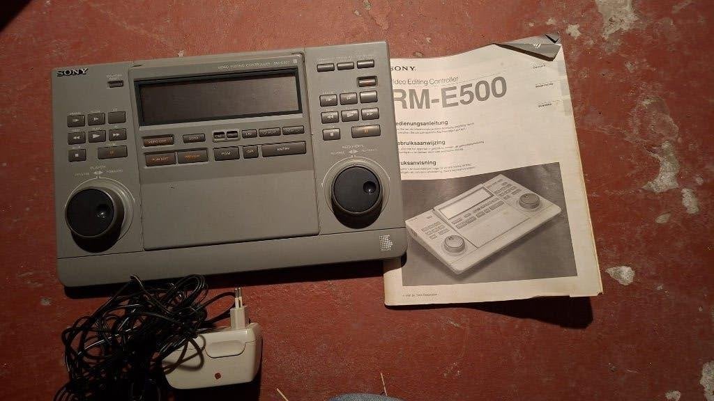 Sony RM-E500, Enlèvement