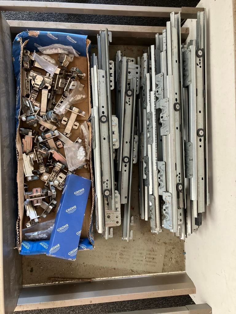 18x Ladegeleider 60 & 40kg softclose van het merk Hettich., Enlèvement, Comme neuf, Autres types