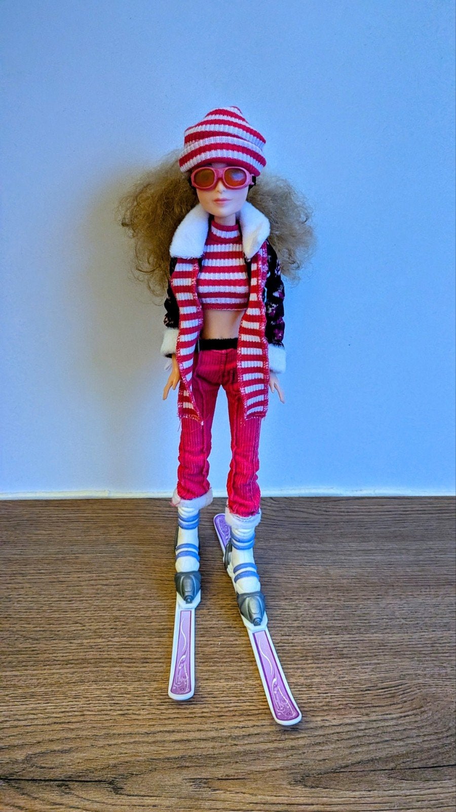 Pop (type Barbie) in ski thema, Ophalen of Verzenden, Zo goed als nieuw, Overige typen