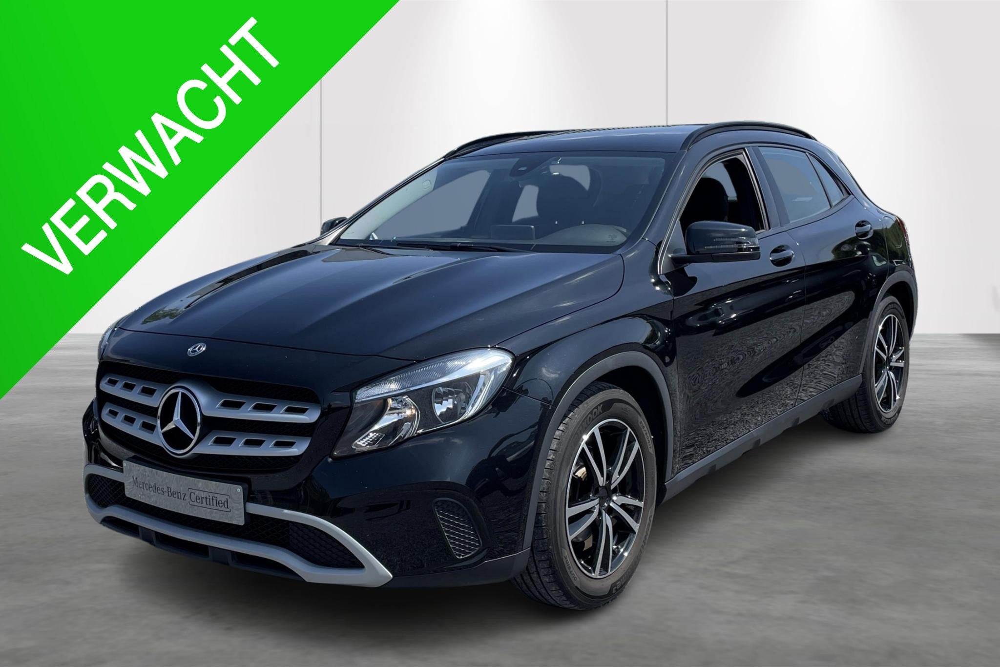 Mercedes-Benz GLA GLA 180 d, Auto's, Voorwielaandrijving, Gebruikt, Zwart, 4 cilinders