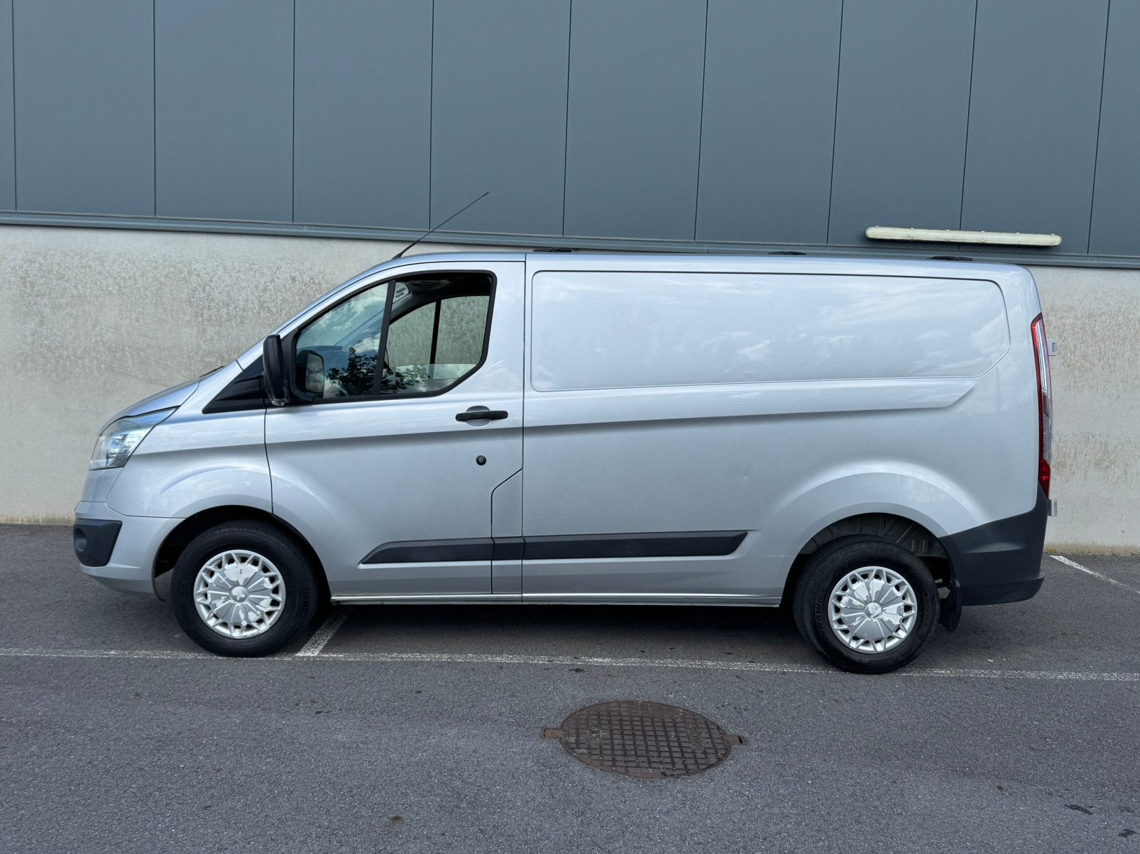 Ford transit btw 2.2-  2014 - diesel - 159.000 km - airco -, Auto's, Ford, Euro 5, Parkeersensor, Bedrijf, 2 zetels
