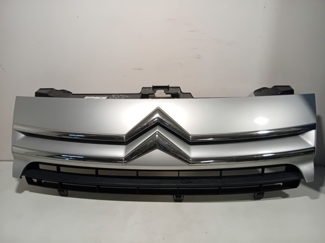 Grille Citroën Jumpy, Onderdelen@venauto.nl, Van der Ven Autorecycling B.V., Ettenseweg 76, 4706 PB Roosendaal, The Netherlands
