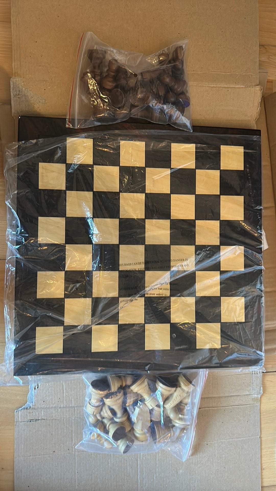 Jeu d’evhec en bois reglementaire, Enlèvement, Comme neuf