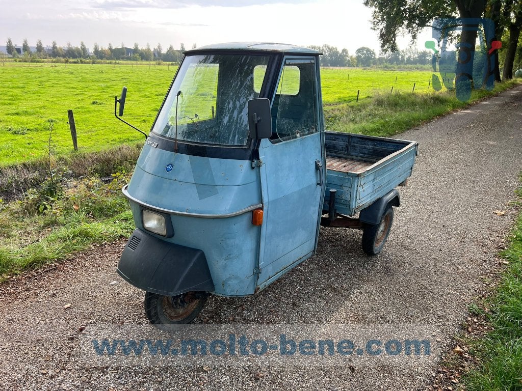 Piaggio Ape 50 TL3T Oldtimer Vespa Tuktuk Foodtruck Italie, Fietsen en Brommers, Yamaha, Klasse B (45 km/u), 4 versnellingen, 49 cc