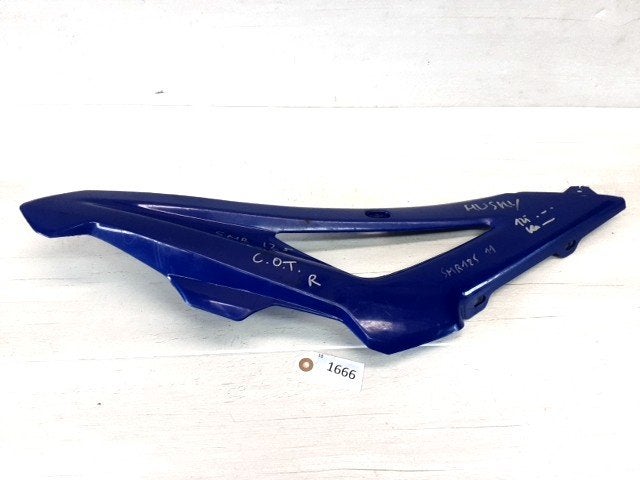 SMR125 2011 - 2012 Husqvarna Cover Cover onder tank D1-52881, Motoren