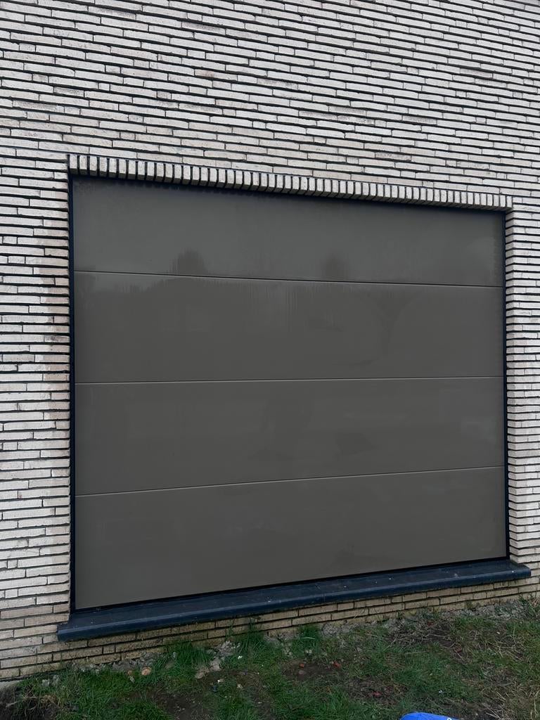 NOUVELLE PORTE DE GARAGE NON UTILISÉE (GROS ŒUVRE), Enlèvement, Neuf