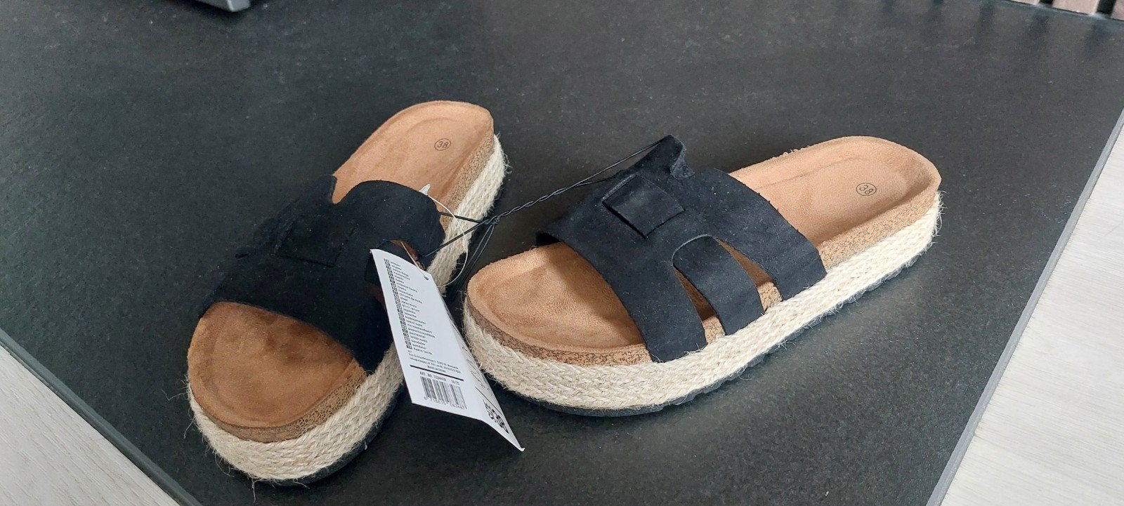slipper 38, Ophalen of Verzenden, Zwart