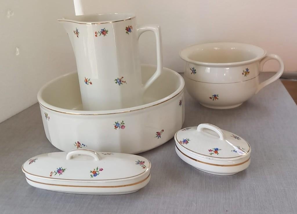Porseleinen toiletset St. Amand-Hamage-Orchies, Ophalen