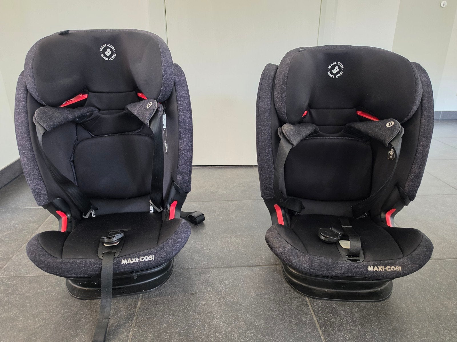 2 sièges auto Maxi-Cosi Titan Pro - ISOFIX - séparément ou e, Enlèvement, Maxi-Cosi, Protection latérale, Isofix