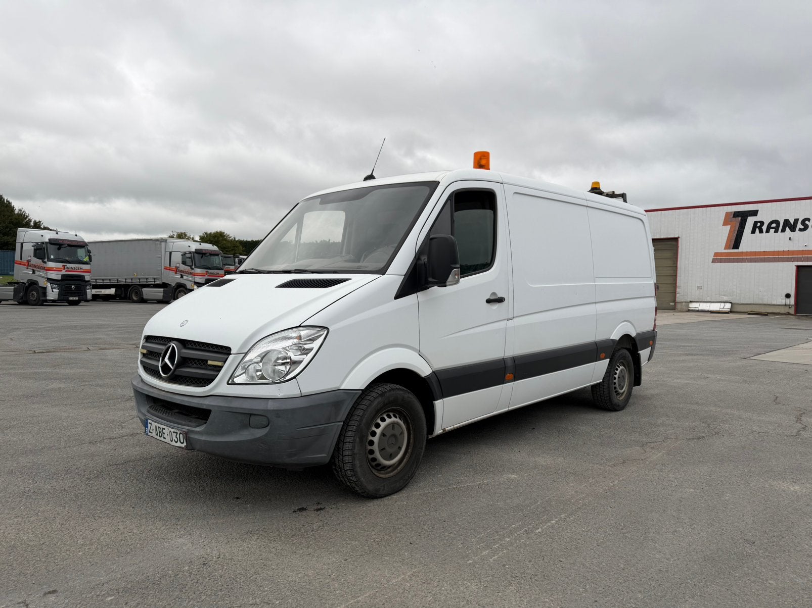 Mercedes sprinter 313cdi euro5 airco tres propre, Autos, Achat, Entreprise, https://public.car-pass.be/vhr/75ca632f-ce77-48a0-a36a-e38c53ea8f6d