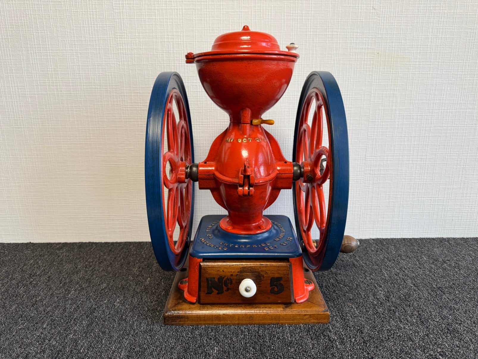 Antieke Enterprise Mfg Co. Philadelphia Koffiemolen No. 5, Antiek en Kunst, Ophalen of Verzenden