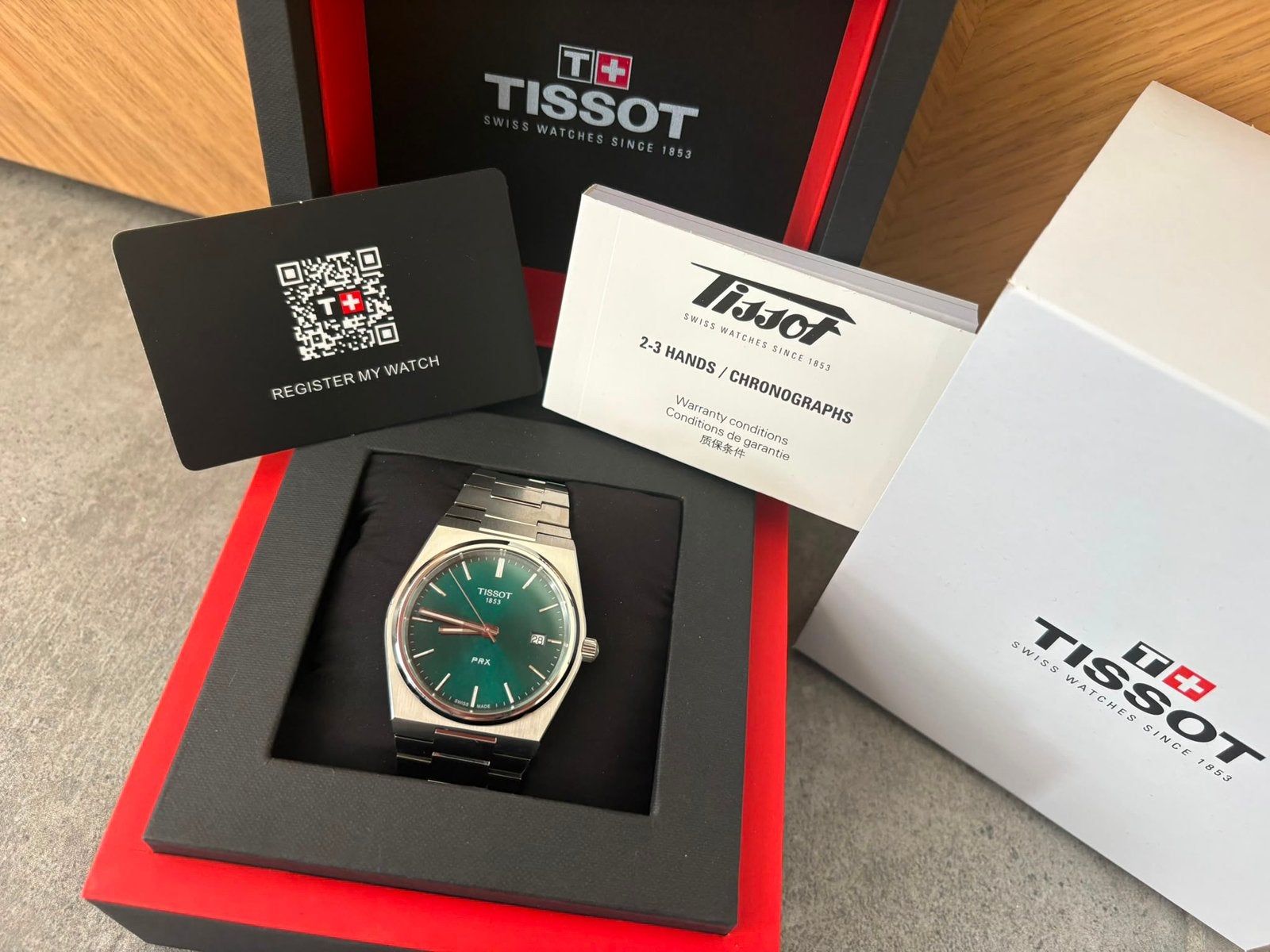 Tissot PRX 40 mm - Vert - Nouveau, Bijoux, Sacs & Beauté, Autres marques, Enlèvement ou Envoi, Acier, Acier