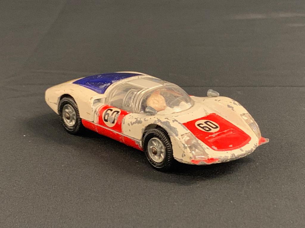 Corgi Toys 330 (1966–1969), Hobby en Vrije tijd, Modelauto's | 1:43, Ophalen of Verzenden, Gebruikt, Auto, Corgi