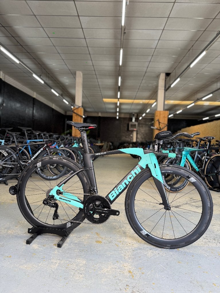 Bianchi Aquila CV Dura Ace Di2 Carbon Racefiets, Enlèvement, Comme neuf