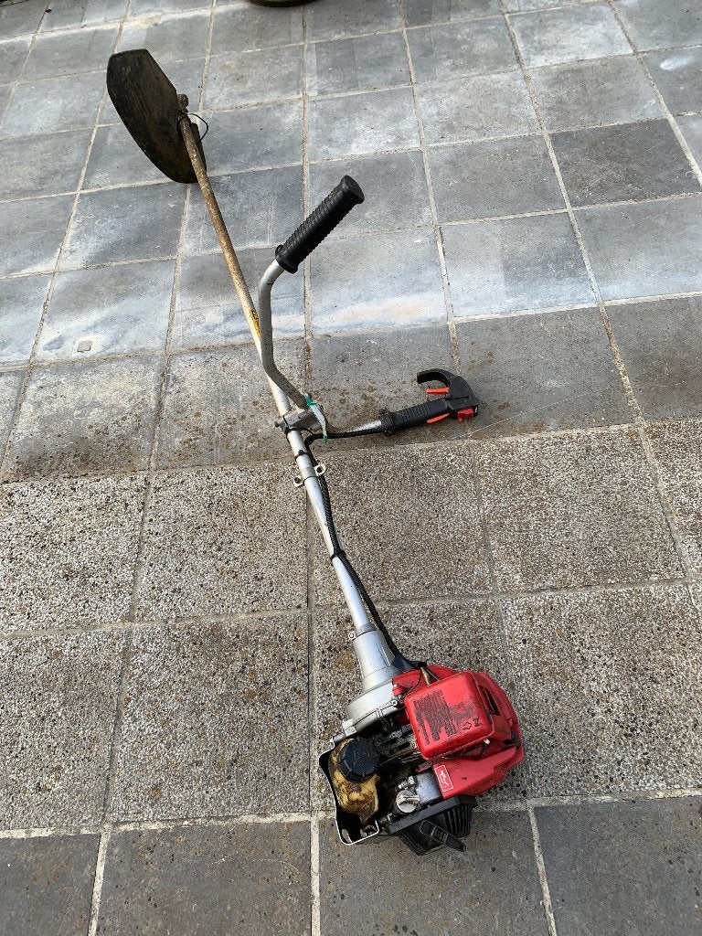 Honda bosmaaier, Tuin en Terras, Bosmaaiers, Ophalen, Benzine, Gebruikt, Honda.