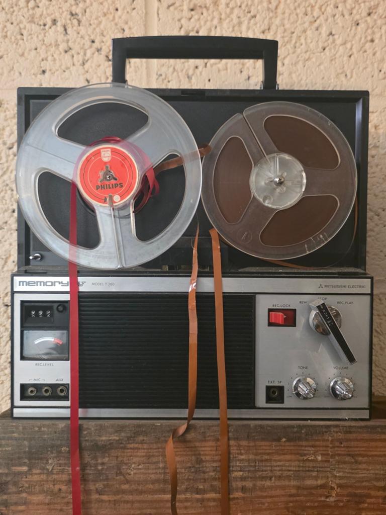 Oude Mitsubishi-audiorecorder