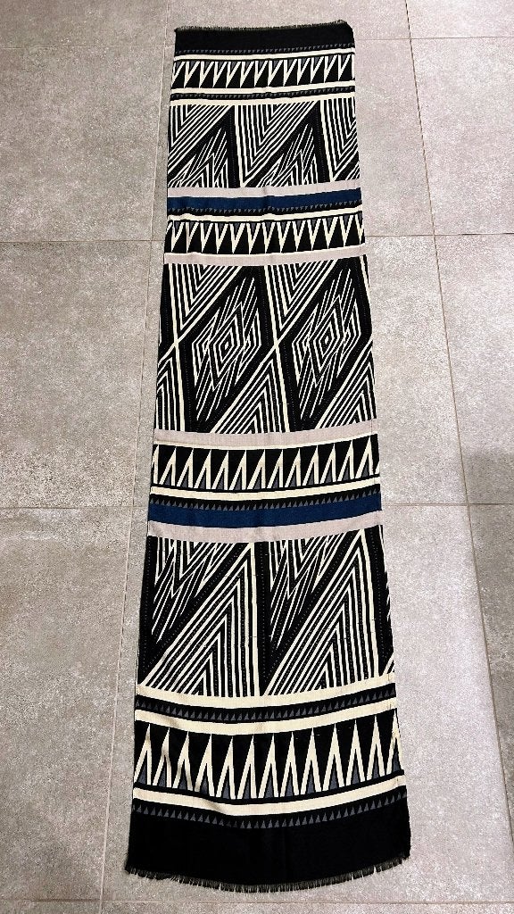 Samoon zwarte foulard met geometrische print, Kleding | Dames, Mutsen, Sjaals en Handschoenen, Samoon, Ophalen of Verzenden, Gedragen