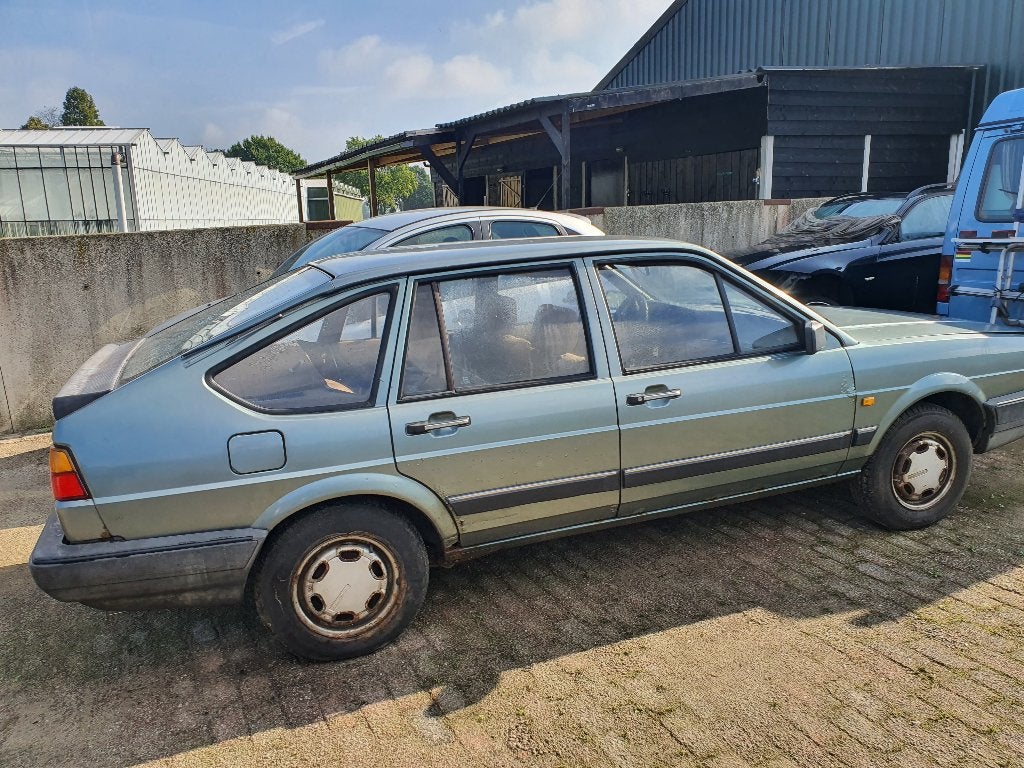 Schuurvondst Volkswagen Passat 1.6 Diesel 1987 | 177.261 km, foto 2