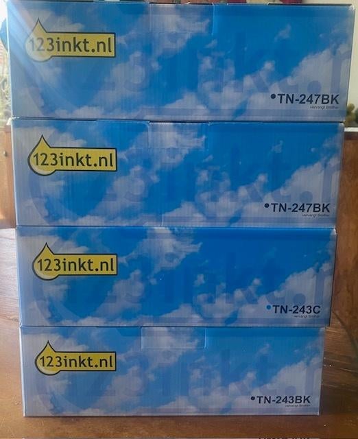 4 Nieuwe Toners: TN-247 en TN-243 (3 zwart + 1cyaan), Computers en Software, Printerbenodigdheden, Nieuw, Toner, Ophalen of Verzenden