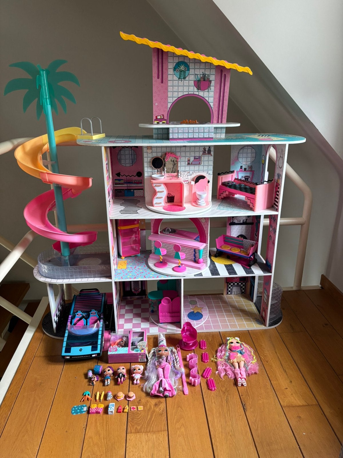 Groot poppen/ lol/ Barbiehuis, Ophalen, Gebruikt, Poppenhuis
