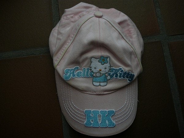 Mooie kinder pet Sanrio Hello Kitty, Kinderen en Baby's, Kinderkleding | Petten en Hoeden, Ophalen, Gebruikt, Jongen of Meisje