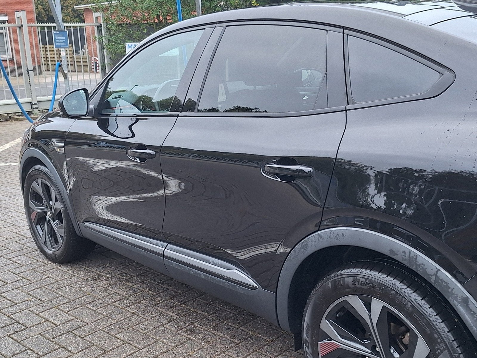 Renault Arkana RS LINE, Auto's, Automaat, Dealer onderhouden, Zwart, Particulier